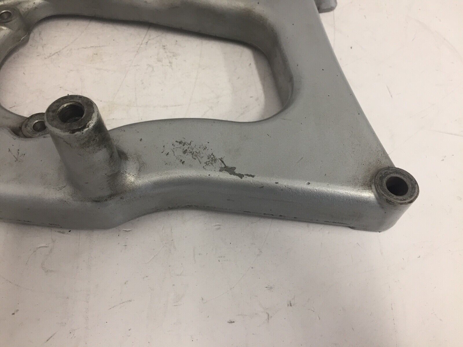 STAFFA SUPPORTO MARMITTA REAR YAMAHA X-MAX XMAX 250 2004 2016 - PIANETA STAFFA SUPPORTO MARMITTA REAR YAMAHA X-MAX XMAX 250 2004 2016 - PIANETA