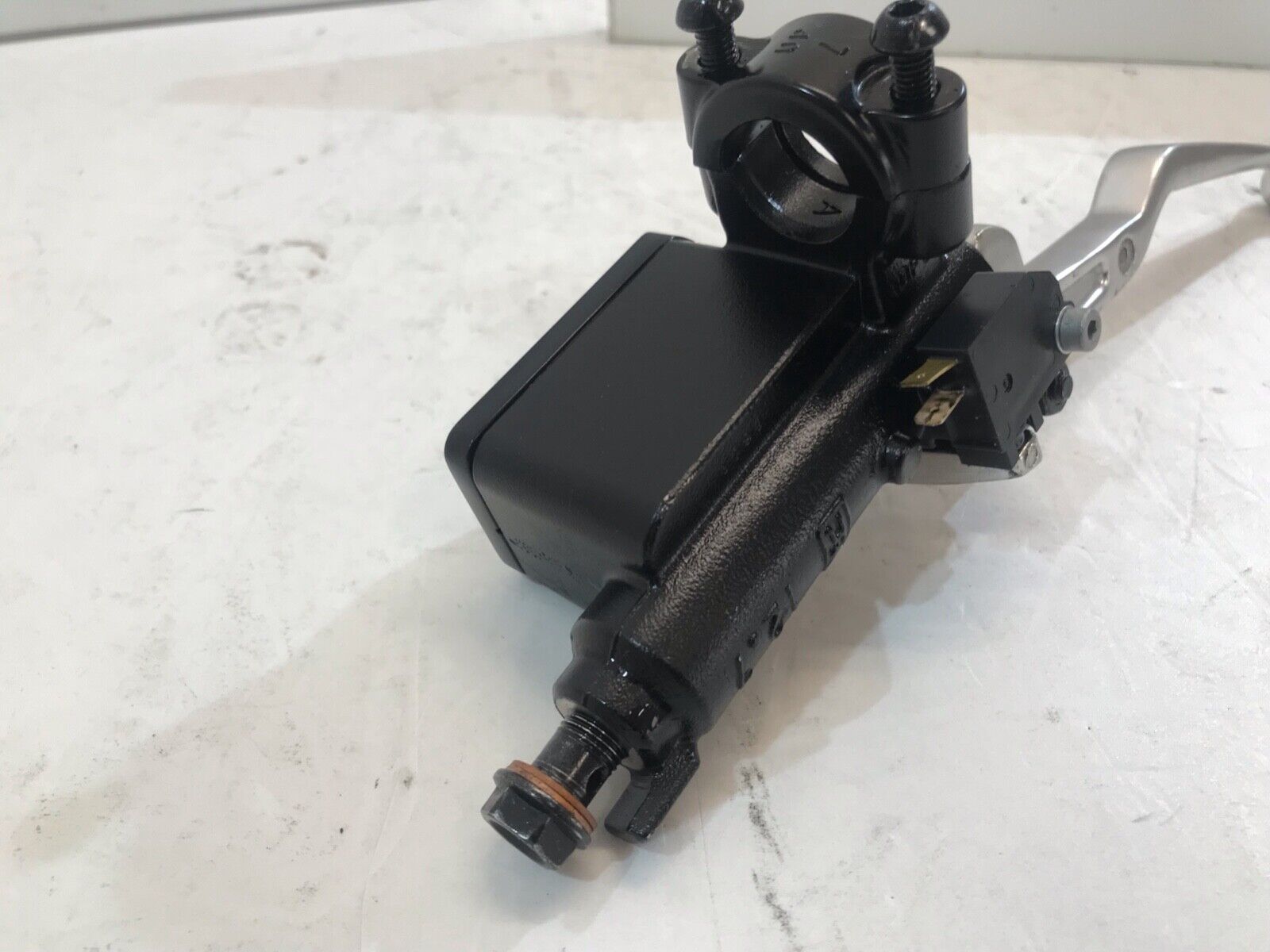thumbnail image 2 of Original Piaggio Left Rear Brake Pump – For Beverly 300 IE 2010-2012 – Made In Italy 2 of 5
