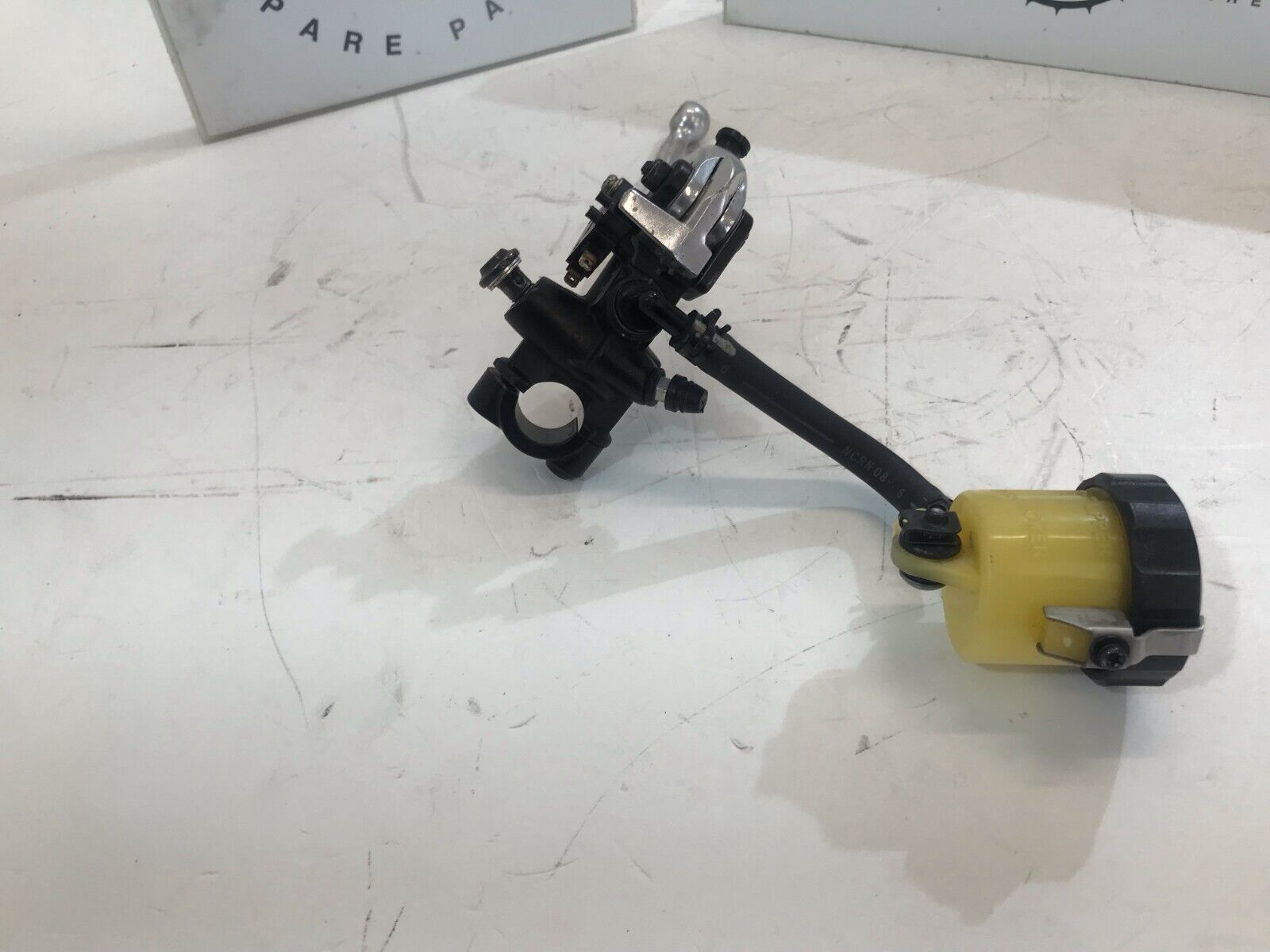 Universal Black Rear Brake Master Cylinder Pump For Yamaha XT600E RZ250 YZF R6 R1 TDM850 SRX600 RD350